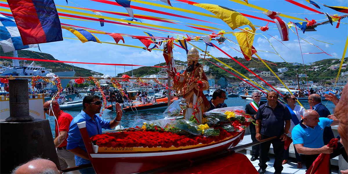 ponza-island-beaches-near-rome-anzio-san-silverio-festival